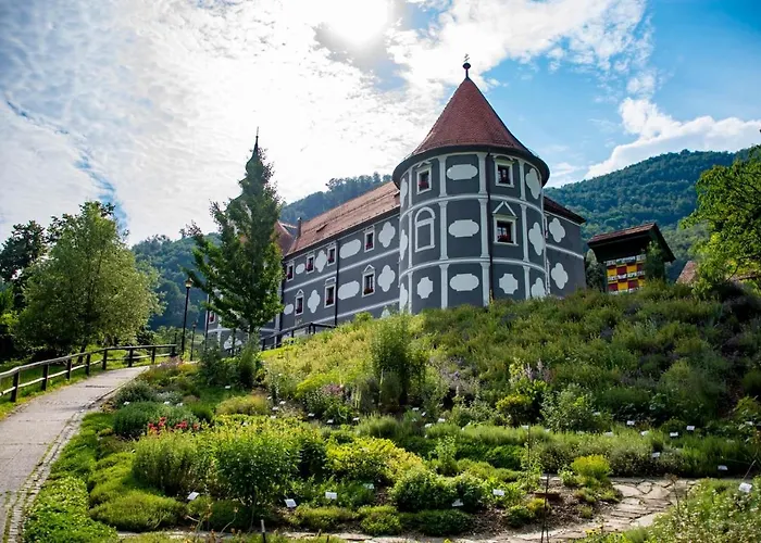 Hiska Marjetica * Podcetrtek