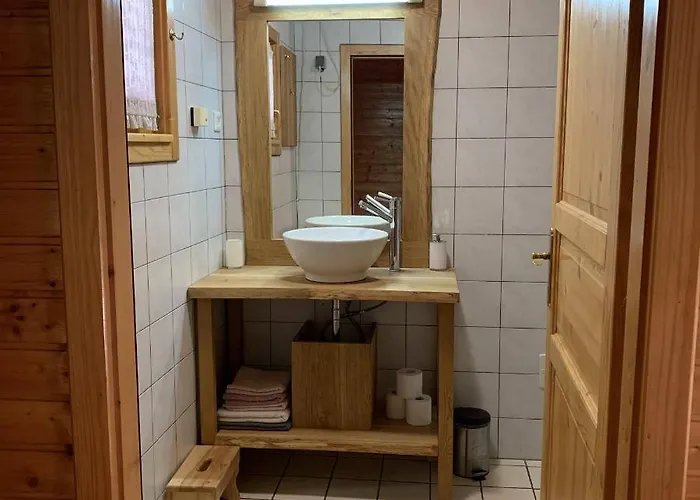 Hiska Marjetica * Podcetrtek