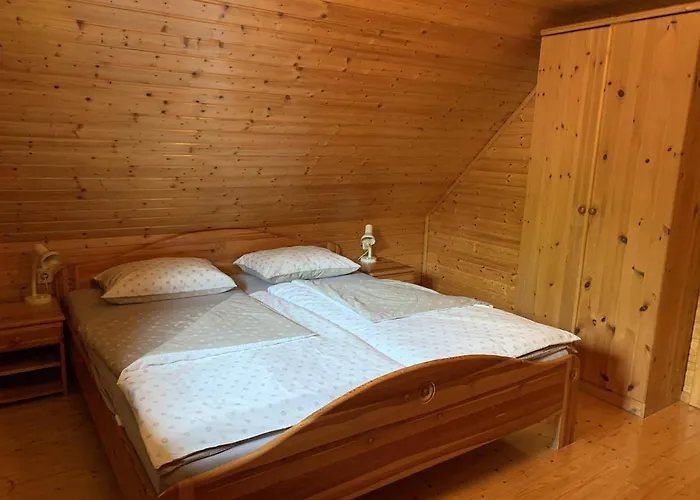 Holiday home Hiska Marjetica *