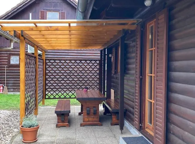 Holiday home Hiska Marjetica *